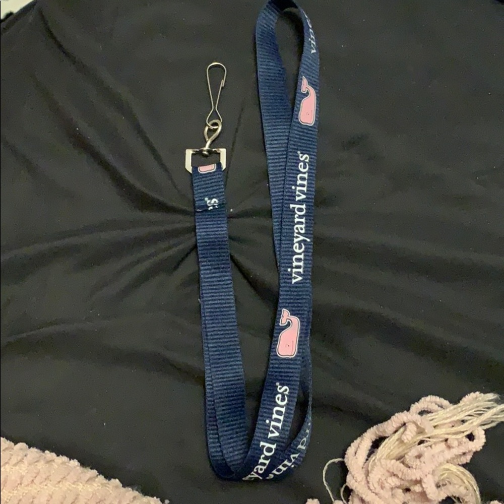 vineyard vines lanyard